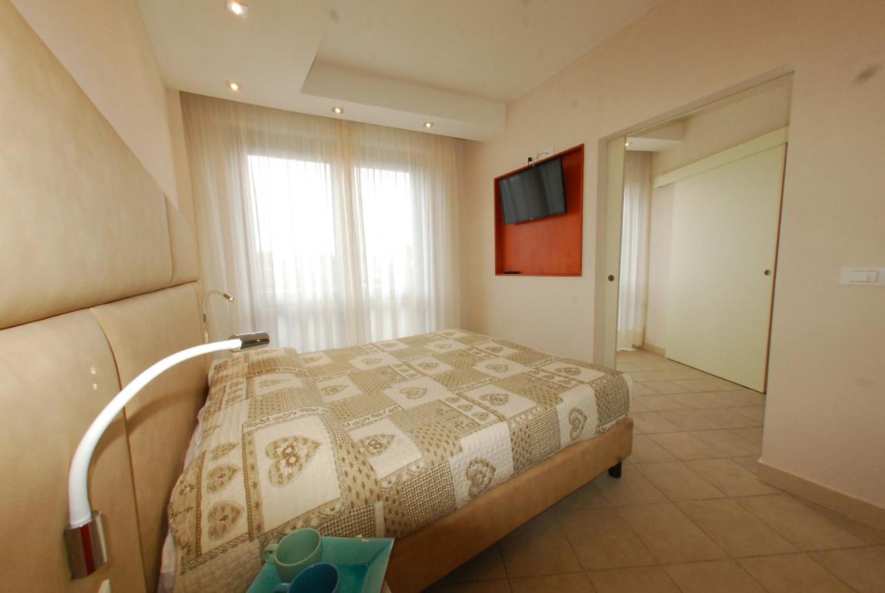 Beverly Park Residence Tirrenia Ngoại thất bức ảnh