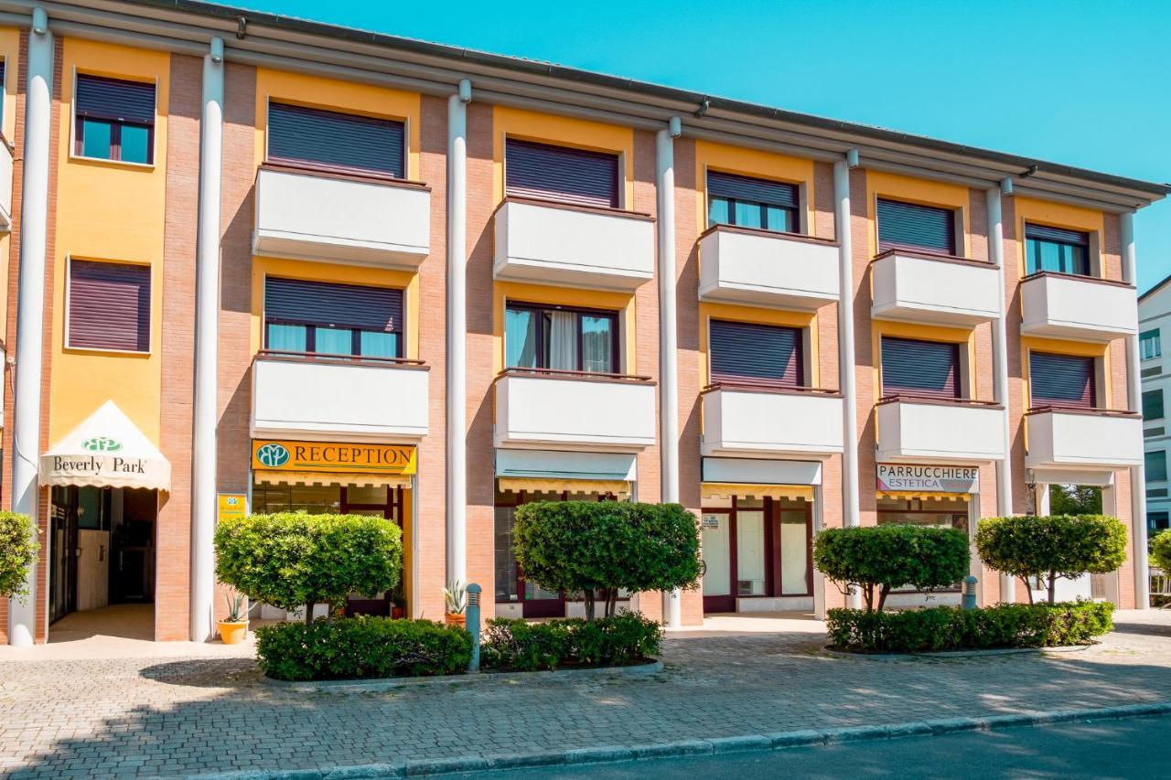 Beverly Park Residence Tirrenia Ngoại thất bức ảnh