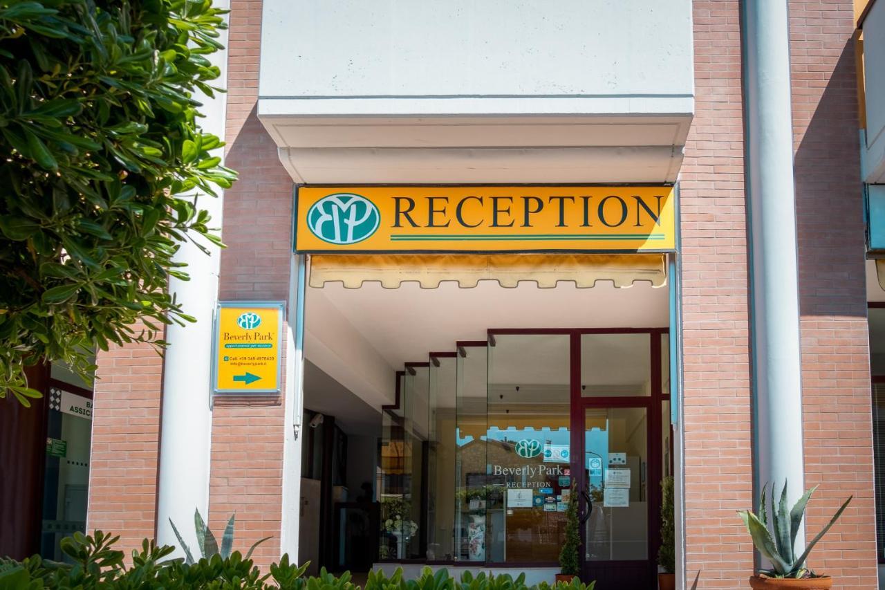 Beverly Park Residence Tirrenia Ngoại thất bức ảnh